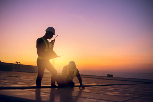 Best Emergency Roof Repair  in Thiensville, WI